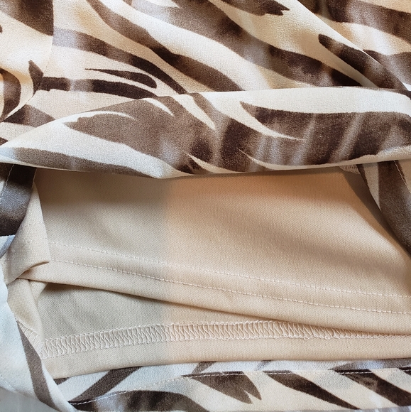 Romper - Picture 4 of 7